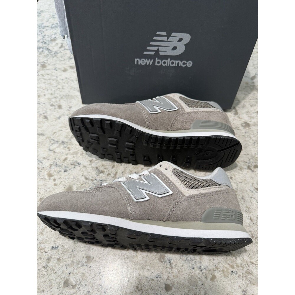 New Balance 574 Core Grey/White Suede Mesh Sneaker Unisex Kids US 1 M